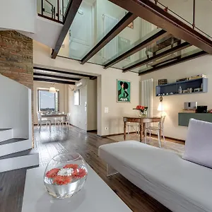 Chianti Design Infinity Pool Shared Bed and breakfast
